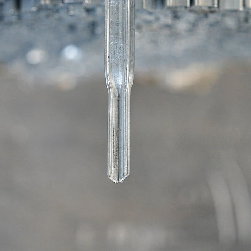 Какие металлические аксессуары необходимы для хранения химических веществ в IBC?